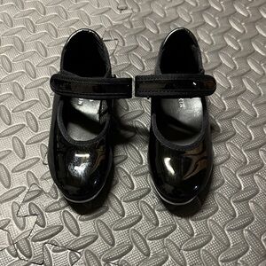Black Patent Tap shoes